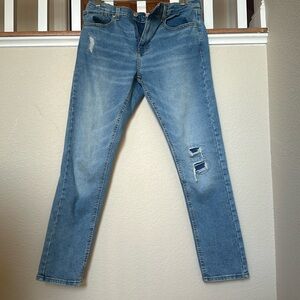 2/$15 light wash skinny jeans